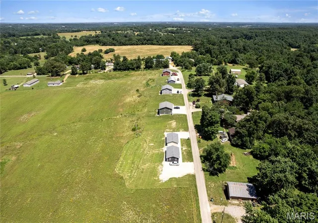 Homes for sale in Sedgewickville, MO | 32671 32801 S Broadway St, Sedgewickville, MO 63781 | MLS# MIS26027623