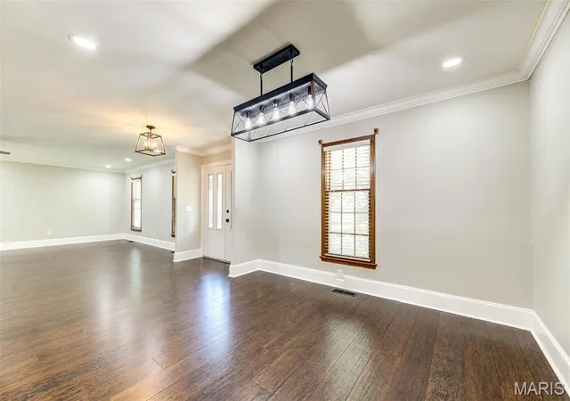 Photo 4 of Single family home for sale at 4515 Firelight Dr, Saint Louis, MO 63129 | MLS# MIS26027688 | Listing updated on 2026-10-20