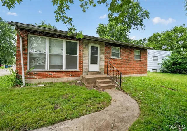 Single family home for sale at 11617 Larimore Rd, Saint Louis, MO 63138 | MLS# MIS26027702