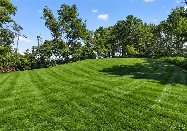 Photo 2 of Sale Pending at 17619 Bridgeway Dr, Chesterfield, MO 63005 | MLS# MIS26027715 | Listing updated on 2026-09-26