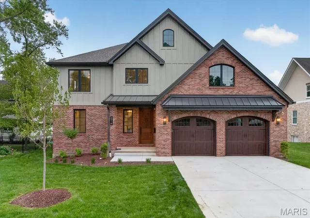 Homes for sale in Kirkwood, MO | 216 W Essex Ave, Kirkwood, MO 63122 | MLS# MIS26027729