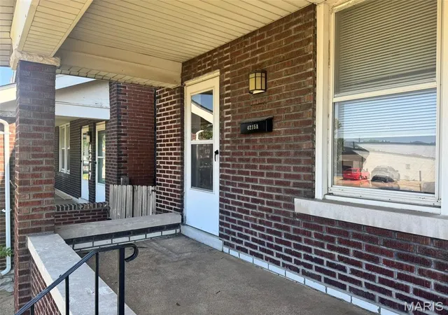 Photo 2 of Sale Pending at 4215 Gannett St, St Louis, MO 63116 | MLS# MIS26027731 | Listing updated on 2026-09-02