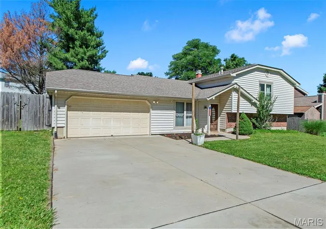 52nd image of 4 Red Oaks Dr, St Peters, MO 63376 | MLS# MIS26027779