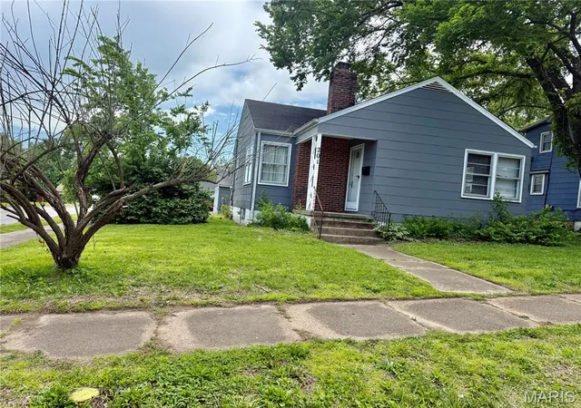 Homes for sale in Rolla, MO | 201 W 2nd St, Rolla, MO 65401 | MLS# MIS26027843