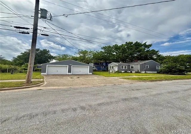 Homes for sale in Rolla, MO | 201 W 2Nd St, Rolla, MO 65401 | MLS# MIS26027843