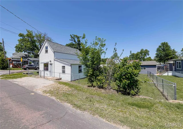 Homes for sale in Mehlville, MO | 419 Little Broadway St, Mehlville, MO 63125 | MLS# MIS26027873
