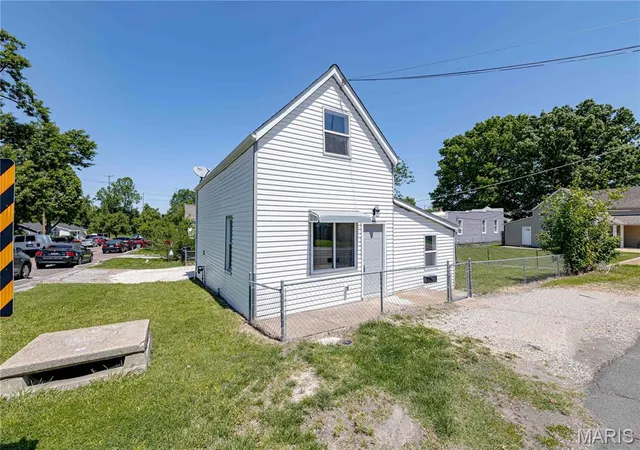Homes for sale in Mehlville, MO | 419 Little Broadway St, Mehlville, MO 63125 | MLS# MIS26027873