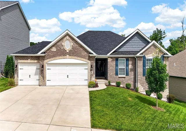 1st image of 523 Cliff Brook Dr, O Fallon, MO 63366 | MLS# MIS26027884