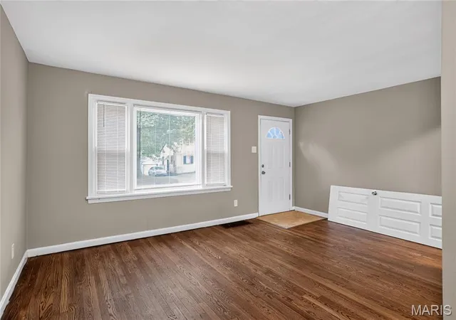 Homes for sale in Saint Louis, MO | 415 Millman Dr, Saint Louis, MO 63135 | MLS# MIS26027894