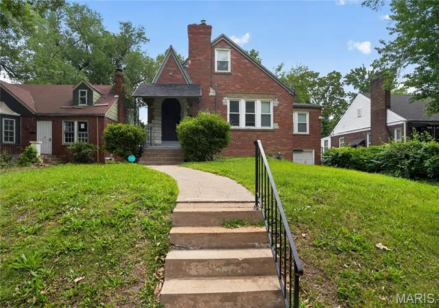 1st image of 3722 Lawler Dr, St Louis, MO 63121 | MLS# MIS26027903