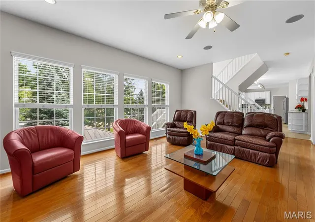 Photo 3 of Single family home for sale at 26 Harvestglen Ct, Saint Louis, MO 63141 | MLS# MIS26027906 | Listing updated on 2026-08-26