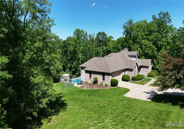 3rd image of 2464 County Road 638, Cape Girardeau, MO 63701 | MLS# MIS26027913