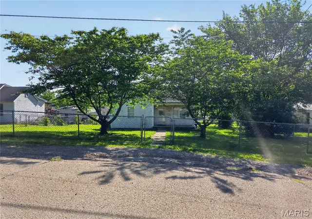 4th image of 802 Monroe St, Park Hills, MO 63601 | MLS# MIS26027931