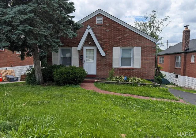 1st image of 2728 Kinamore Dr, Saint Louis, MO 63136 | MLS# MIS26027946