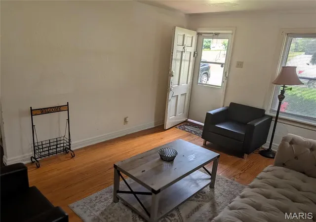 2nd image of 2728 Kinamore Dr, Saint Louis, MO 63136 | MLS# MIS26027946
