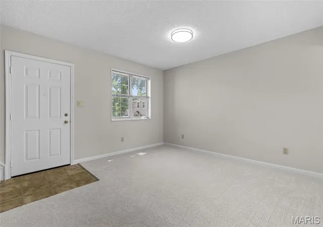 4th image of 8813 Wrenwood Ln, Saint Louis, MO 63144 | MLS# MIS26027952