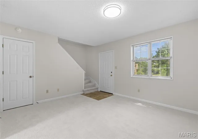 5th image of 8813 Wrenwood Ln, Saint Louis, MO 63144 | MLS# MIS26027952