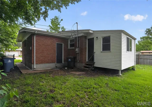 Homes for sale in Saint Louis, MO | 1500 Highmont Dr, Saint Louis, MO 63136 | MLS# MIS26027988