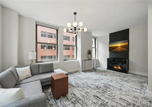 Homes for sale in St Louis, MO | 314 N Broadway #806, St Louis, MO 63102 | MLS# MIS26028112