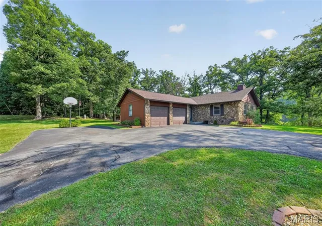 2nd image of 85 Spring Branch Rd, Troy, MO 63379 | MLS# MIS26028129