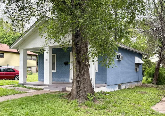 Homes for sale in Jennings, MO | 5316 Janet Ave, Jennings, MO 63136 | MLS# MIS26028170