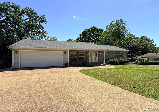 Photo 1 of Single family home for sale at 2131 Inman Road Road, Poplar Bluff, MO 63901 | MLS# MIS26028187 | Listing updated on 2026-09-26