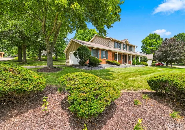 Photo 1 of Single family home for sale at 3065 Winding River Dr, Saint Charles, MO 63303 | MLS# MIS26028239 | Listing updated on 2026-09-06
