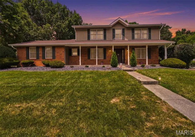 Photo 3 of Single family home for sale at 3065 Winding River Dr, Saint Charles, MO 63303 | MLS# MIS26028239 | Listing updated on 2026-09-06