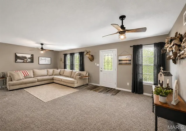 Homes for sale in Farmington, MO | 5310 English Rd, Farmington, MO 63640 | MLS# MIS26028272