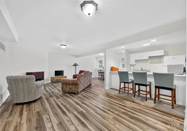 Photo 3 of Sale Pending at 202 Park Ridge Dr #64a, O Fallon, MO 63366 | MLS# MIS26028276 | Listing updated on 2026-09-22
