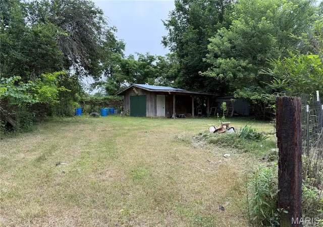 3rd image of 727 Eastwood St, Piedmont, MO 63957 | MLS# MIS26028284