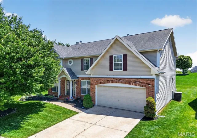 1st image of 102 August Pl, Florissant, MO 63034 | MLS# MIS26028306