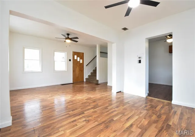Homes for sale in Carlinville, IL | 1007 Sumner St, Carlinville, IL 62626 | MLS# MIS26028308