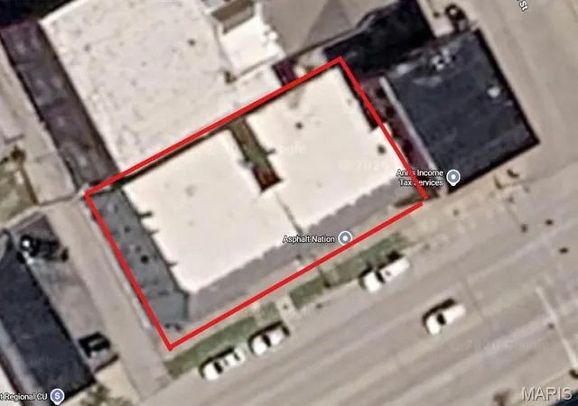 Homes for sale in Hannibal, MO | 504 Broadway St, Hannibal, MO 63401 | MLS# MIS26028320