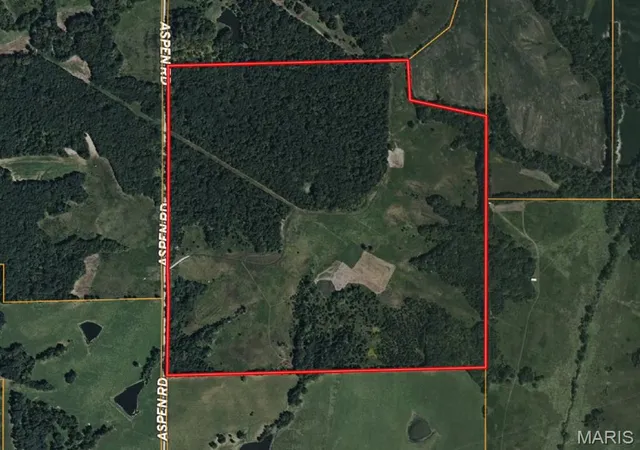 Homes for sale in Humphreys, MO | 153 +/  Ac Aspen Dr, Humphreys, MO 64646 | MLS# MIS26028338