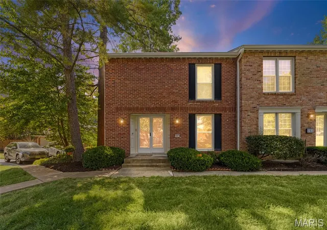 Condo for sale at 797 Amolac Dr, Saint Louis, MO 63141 | MLS# MIS26028353