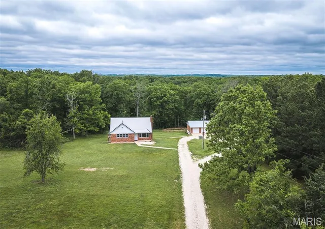 Homes for sale in Dixon, MO | 13601 Hwy Pp, Dixon, MO 65459 | MLS# MIS26028400