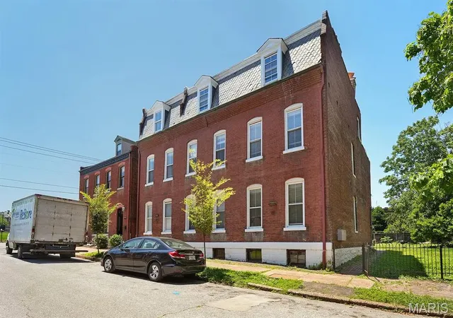 2nd image of (Undisclosed), Saint Louis, MO 63104 | MLS# MIS26028452