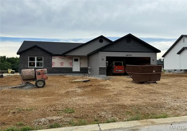 2nd image of 28725 Woodland Heights Dr, Warrenton, MO 63383 | MLS# MIS26028466