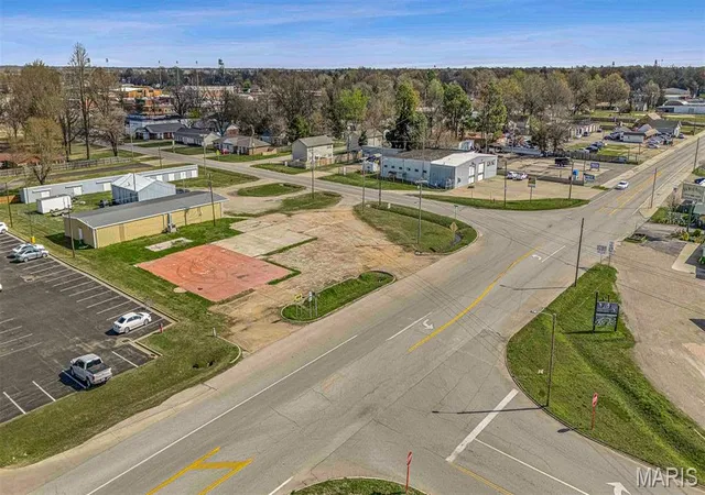 5th image of 1512 Saint Francis St, Kennett, MO 63857 | MLS# MIS26028470