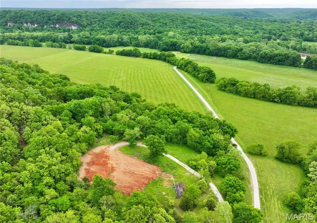 Homes for sale in Unincorporated, MO | Tbd Range Ln Tract 8, Unincorporated, MO 65556 | MLS# MIS26028492