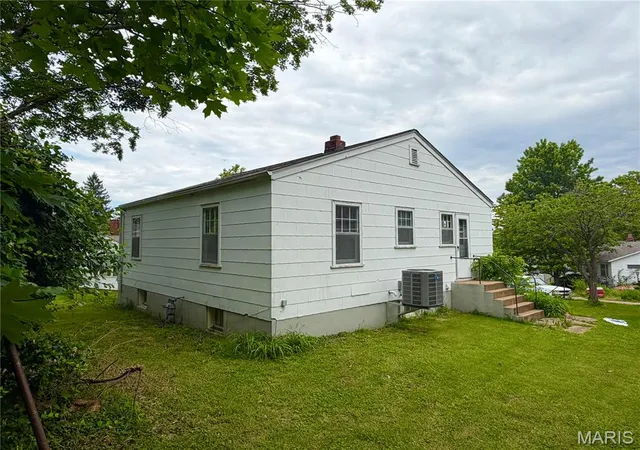 3rd image of 6 Cronin Ct, Rolla, MO 65401 | MLS# MIS26028548