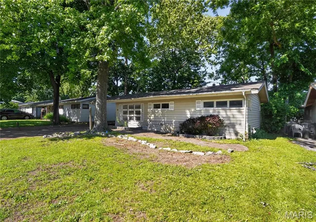 1st image of 16 Brightwell Ct, St Louis, MO 63031 | MLS# MIS26028618