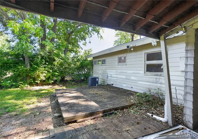 2nd image of 16 Brightwell Ct, St Louis, MO 63031 | MLS# MIS26028618
