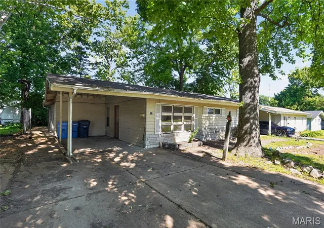 5th image of 16 Brightwell Ct, St Louis, MO 63031 | MLS# MIS26028618