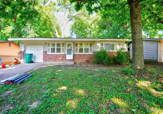 Homes for sale in St John, MO | 11735 Criterion Ave, St John, MO 63138 | MLS# MIS26028688