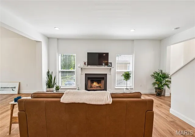 Photo 4 of Single family home for sale at 119 Monica Dr, Saint Louis, MO 63127 | MLS# MIS26028707 | Listing updated on 2026-10-07