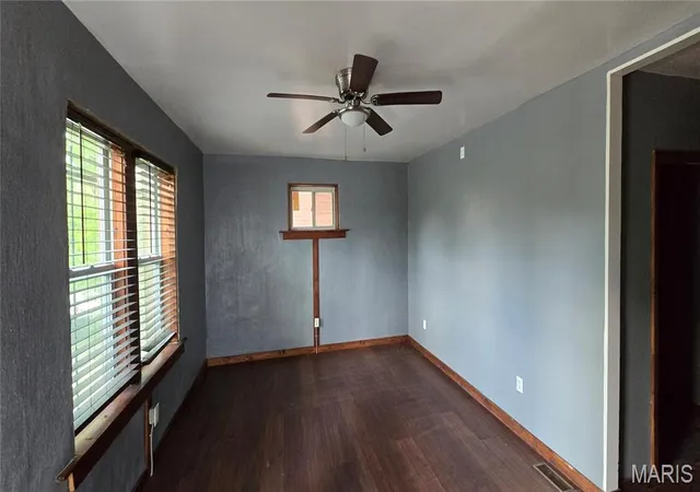 2nd image of 4236 W Aldine Ave, St Louis, MO 63113 | MLS# MIS26028732