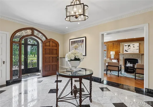 4th image of 5745 Lindell Blvd, St Louis, MO 63112 | MLS# MIS26028772