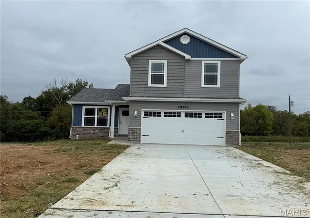 Photo 1 of Single family home for sale at 28543 Shallow Water Rd, Warrenton, MO 63383 | MLS# MIS26028777 | Listing updated on 2026-09-22